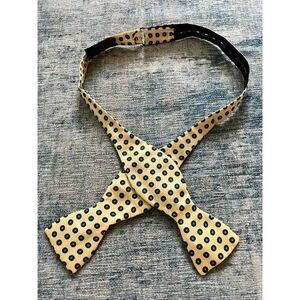 Bert Pulitzer Yellow Blue Floral Medallion Bow Tie